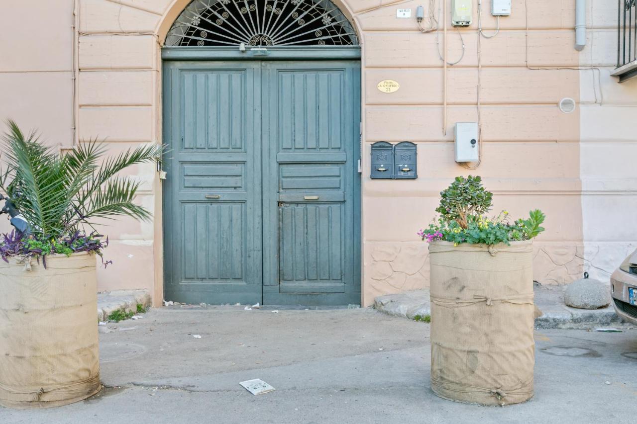 Stylish Flat Maqueda Apartment Palermo Exterior photo