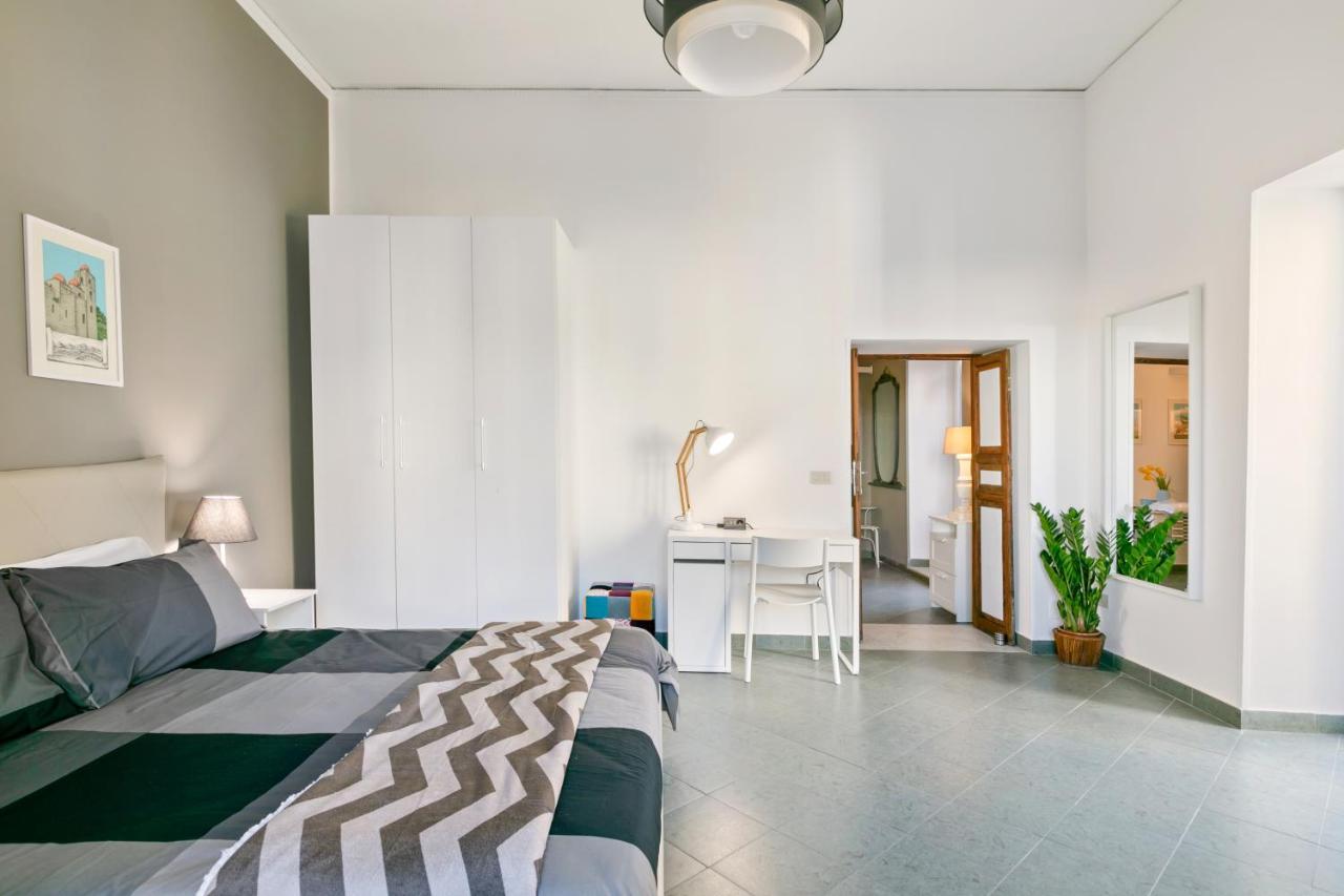 Stylish Flat Maqueda Apartment Palermo Exterior photo