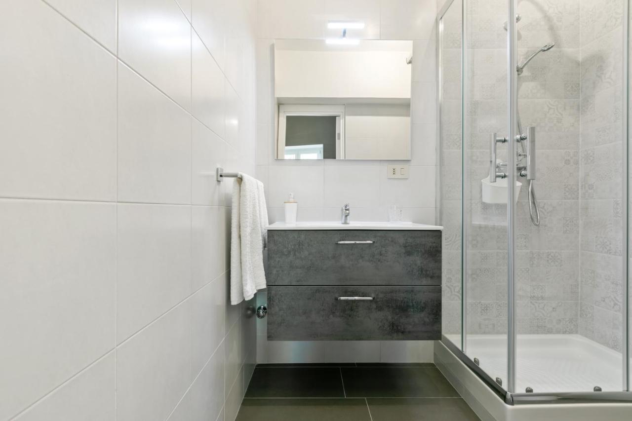 Stylish Flat Maqueda Apartment Palermo Exterior photo